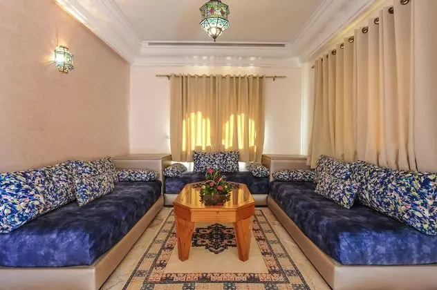 Apart Daire, 1 Çift Kişilik Yatak ve Çekyat