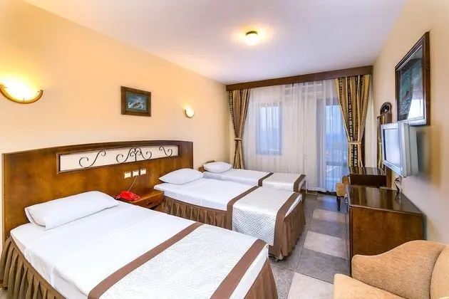 Standard Üç Kişilik Oda