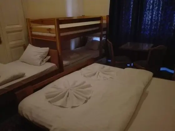 Basic Dört Kişilik Oda