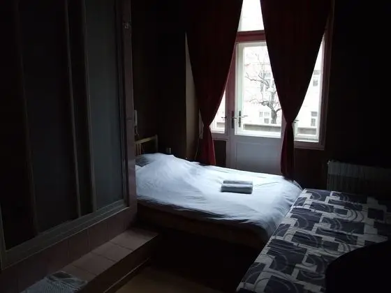 Standard Triple Room with Shower