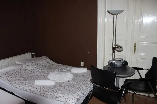Standard Triple Room with Shower