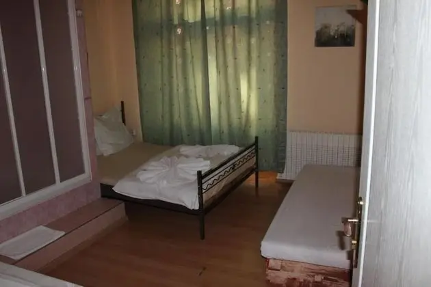 Standard Triple Room with Shower