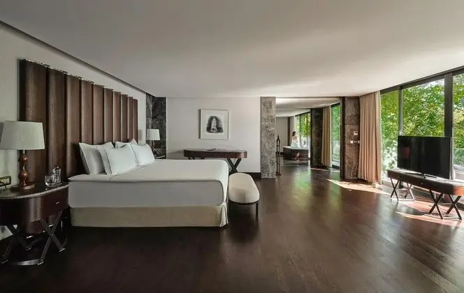 https://images.etstur.com/files/images/hotelImages/TR/92990/l/Club-Prive-By-Rixos-Gocek-Oda-324761.jpg