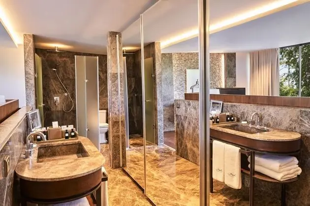 https://images.etstur.com/files/images/hotelImages/TR/92990/l/Club-Prive-By-Rixos-Gocek-Oda-324768.jpg