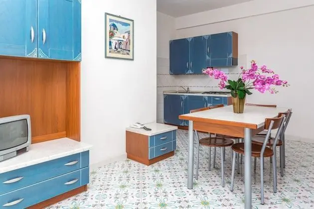 Standard Apart Daire, 2 Yatak Odası, Mutfak