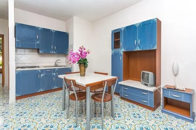 Standard Apart Daire, 2 Yatak Odası, Mutfak