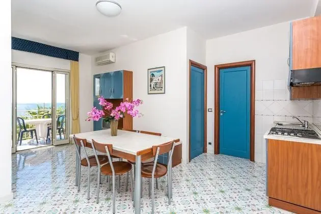 Standard Apart Daire, 2 Yatak Odası, Mutfak