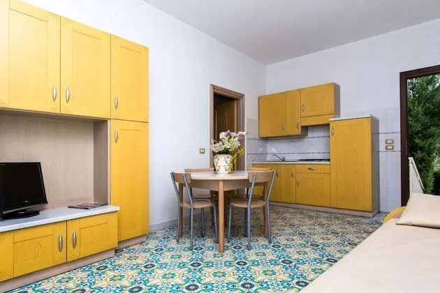 Standard Apart Daire, 2 Yatak Odası, Mutfak