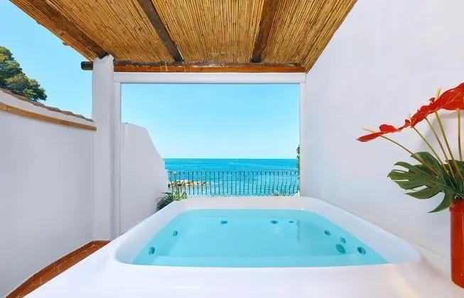 Suite D'Autore con Jacuzzi