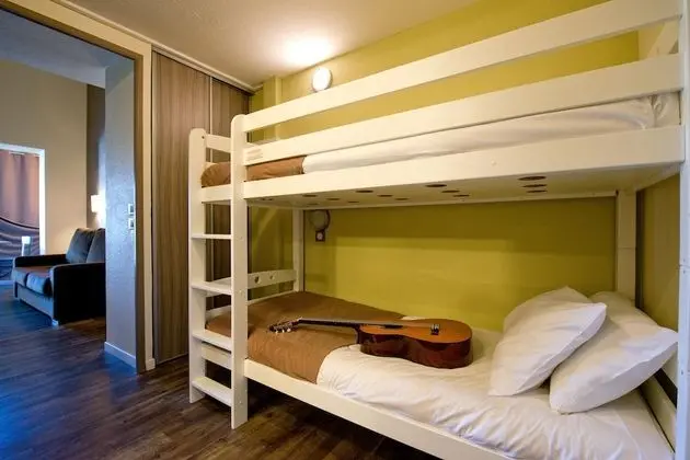 Classic Üç Kişilik Oda