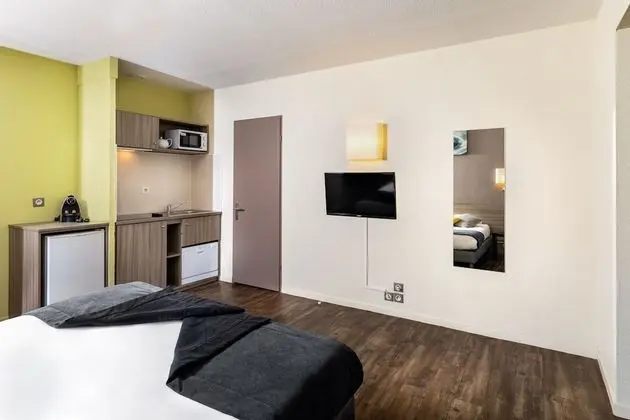 Classic Üç Kişilik Oda