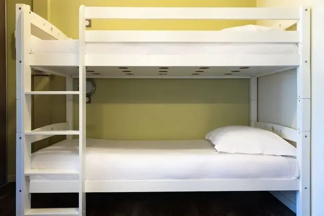 Classic Üç Kişilik Oda