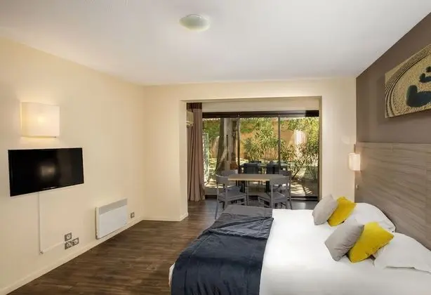 Classic Üç Kişilik Oda