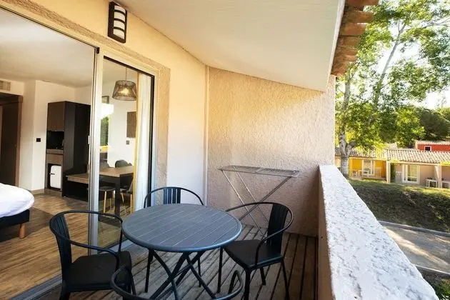 Superior Dört Kişilik Oda