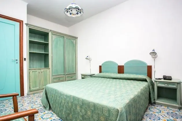Standard Apart Daire, 2 Yatak Odası, Mutfak
