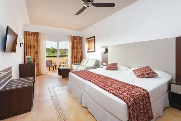 Tek Büyük Yataklı Oda, Balkon (Small)
