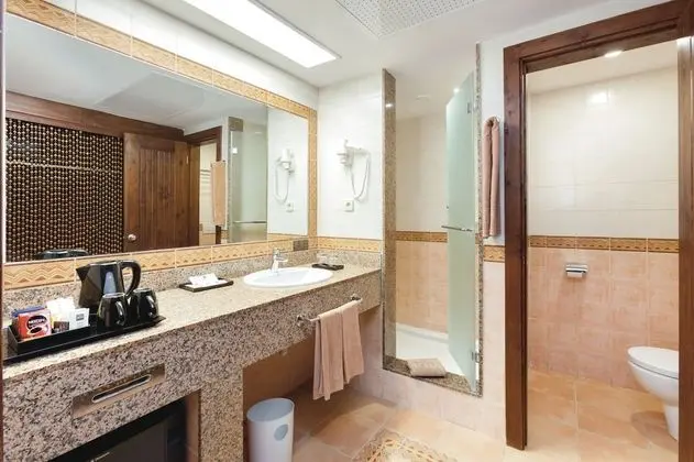 Tek Büyük Yataklı Oda, Balkon (Small)
