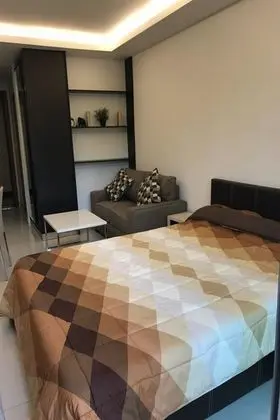 Studio Room