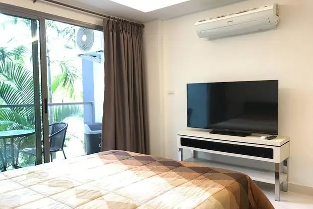 Studio Room