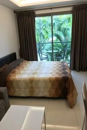 Studio Room