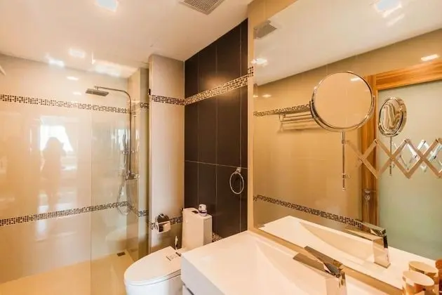 One Bedroom Apartment