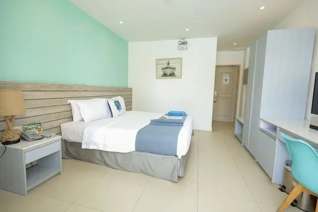 Deluxe Tek Kişilik Oda, 2 Yatak Odası, Balkon, Havuz Manzaralı