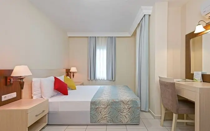 Standard Oda, Sigara İçilmez, Avlu Manzaralı