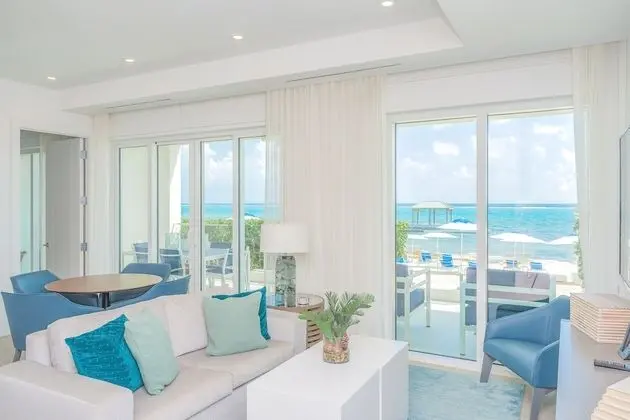 1BR w Den Oceanfront Suite