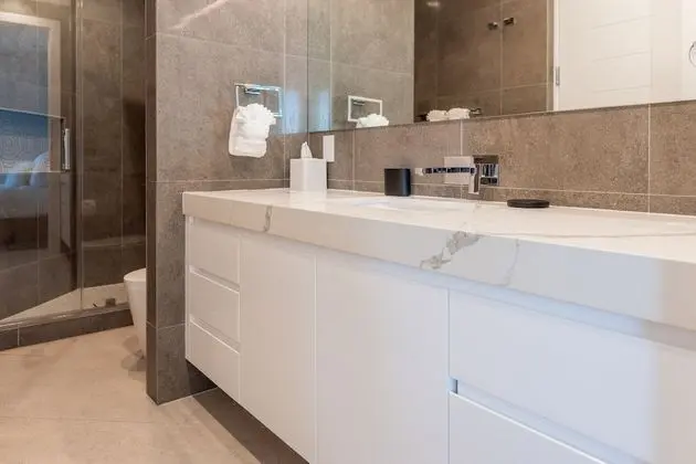 1BR w Den Oceanfront Suite