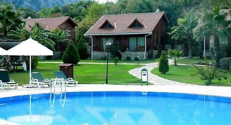 Loft, Havuz veya Bahçe Manzaralı