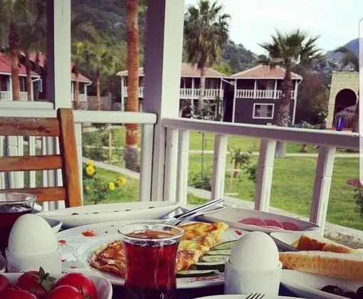 Loft, Havuz veya Bahçe Manzaralı