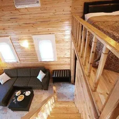 Loft, Havuz veya Bahçe Manzaralı