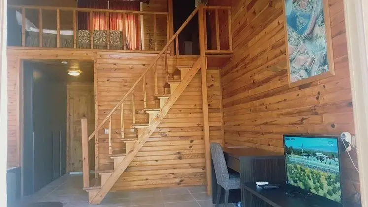 Loft, Havuz veya Bahçe Manzaralı