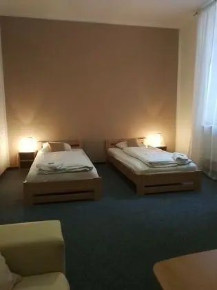 Tek Büyük veya İki Ayrı Yataklı Oda