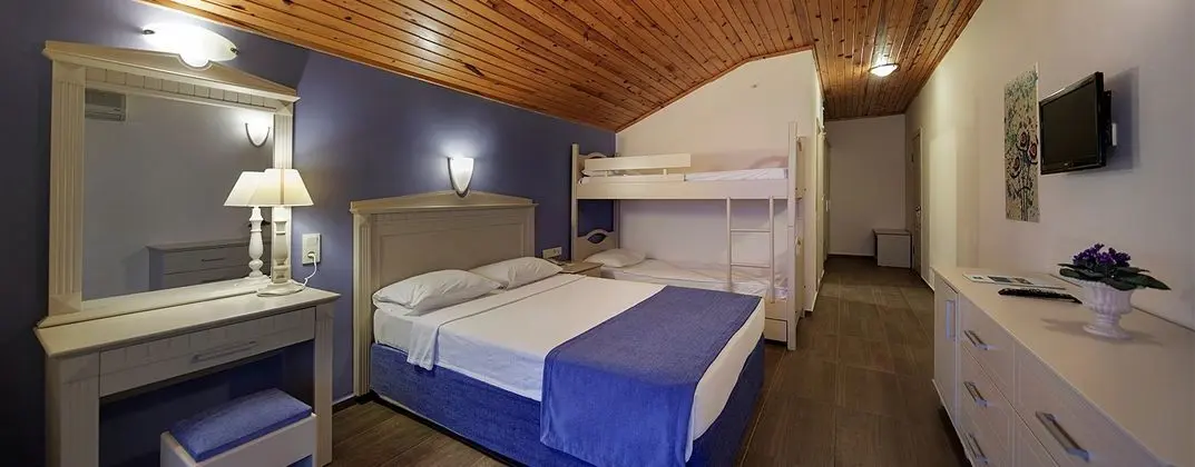 https://imagessl.etstur.com/files/images/hotelImages/test/TR/51859/l/R_familyroom.jpg