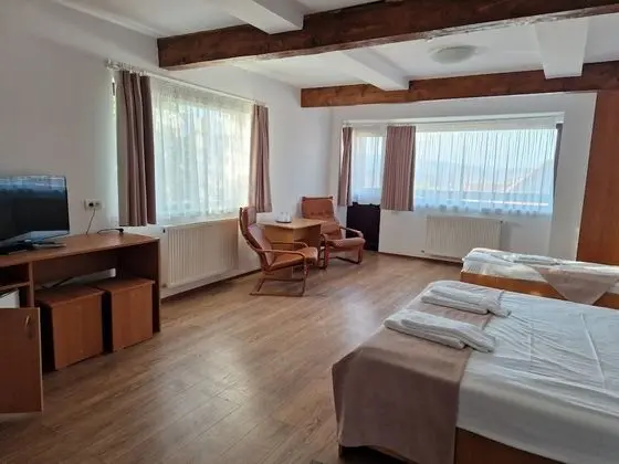 Basic Oda, 1 En Büyük (King) Boy Yatak