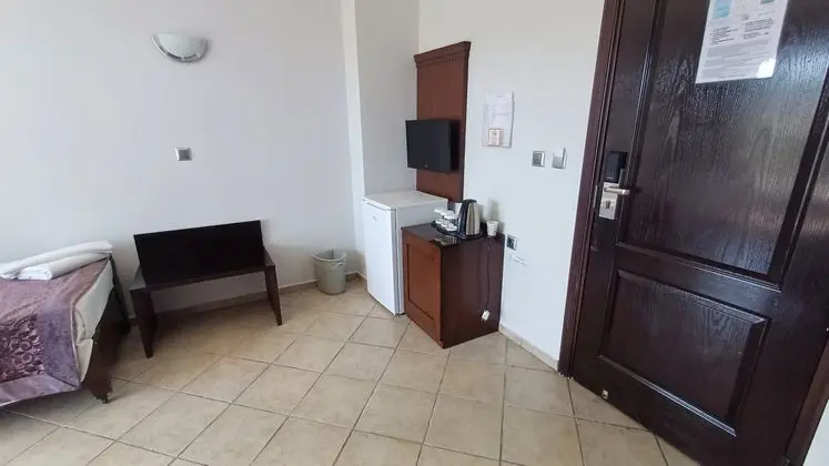 https://images.etstur.com/imgproxy/resize/2560x1440/files/images/hotelImages/etsrooms/504985/Club_Viva_Hotel_20250414093757_3.jpeg