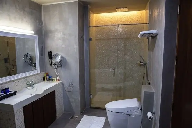 Ocean Premier Room