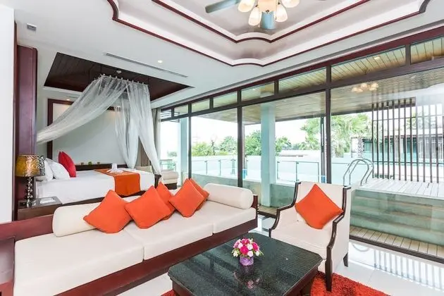 Süit, Kişiye Özel Havuzlu