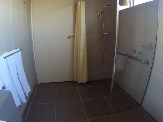 Standard Tek Büyük veya İki Ayrı Yataklı Oda, 1 Yatak Odası, Engellilere Uygun, Özel Banyo
