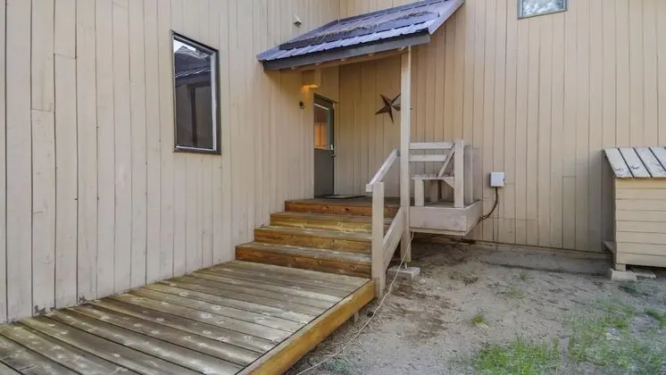 Kulübe, Birden Çok Yatak (Cluster Cabin 26)