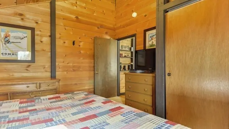 Kulübe, Birden Çok Yatak (Cluster Cabin 26)
