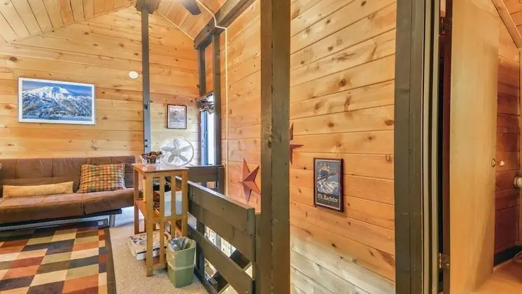 Kulübe, Birden Çok Yatak (Cluster Cabin 26)