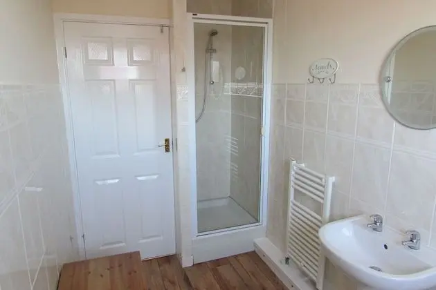 Family Ev, Özel Banyo, Deniz Manzaralı (Clystiau'r Mor)