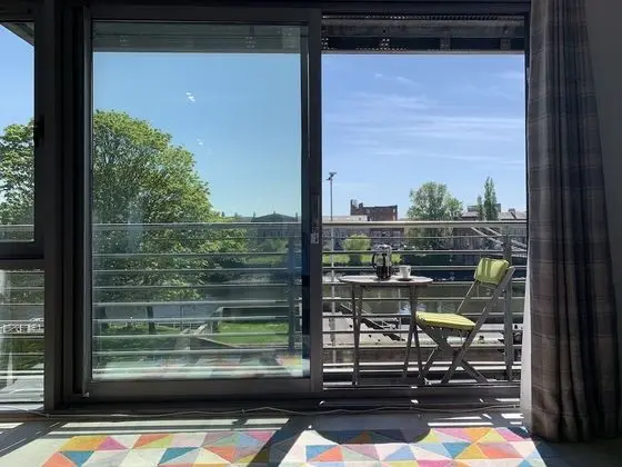 Apart Daire, 2 Yatak Odası, Balkon, Nehir Manzaralı