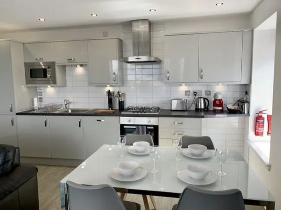 Superior Apart Daire, 2 Yatak Odası, Balkon, Nehir Manzaralı