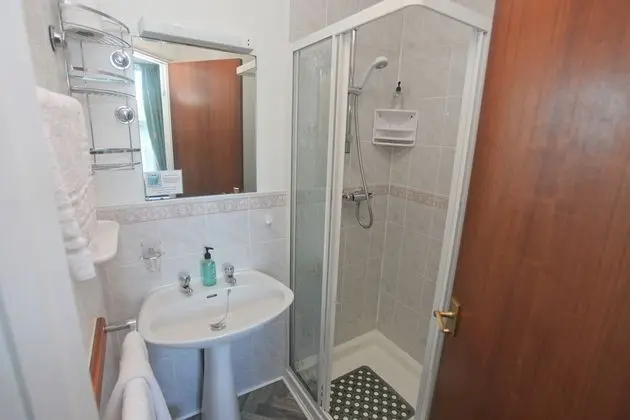 Tek Kişilik Oda, Banyolu/Duşlu