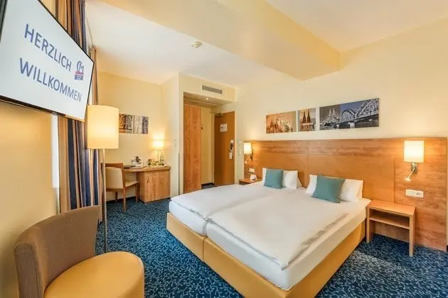 Comfort Tek Büyük Yataklı Oda