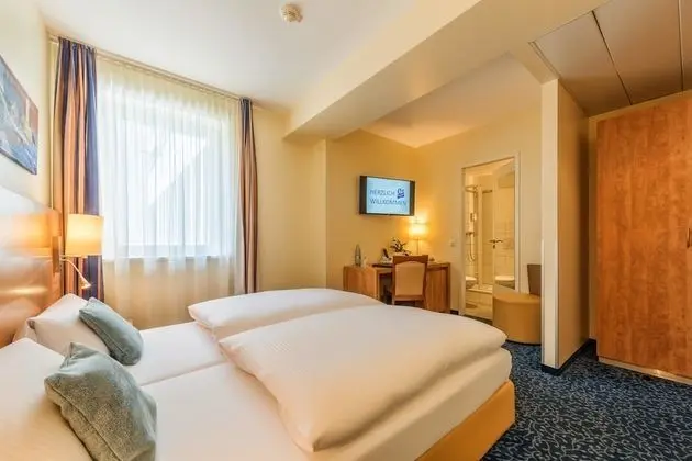 Comfort Tek Büyük Yataklı Oda