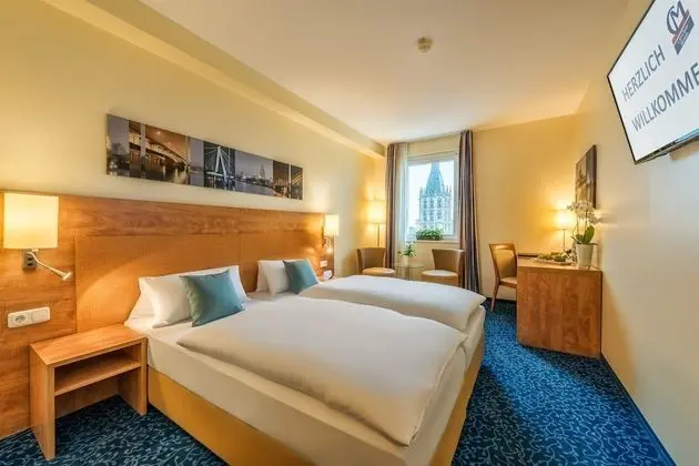 Comfort Tek Büyük Yataklı Oda
